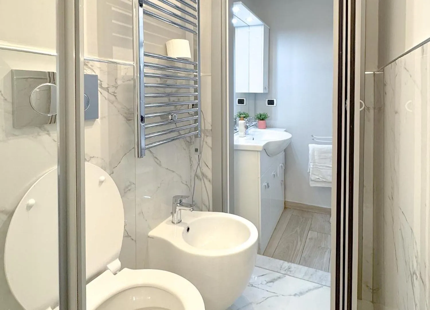Rrrapido Home In Brera - Via Mercato Milão Apartamento