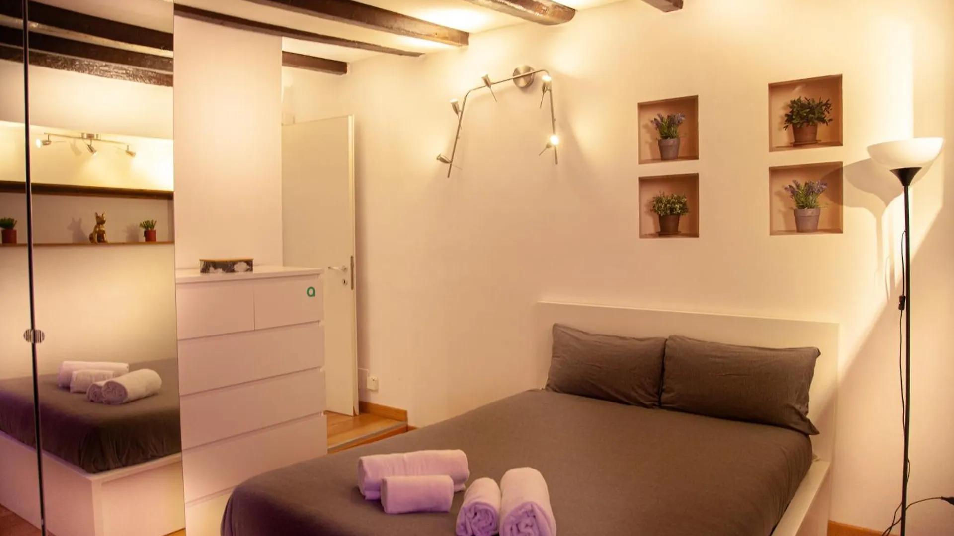 Rrrapido Home In Brera - Via Mercato 밀라노 0*,